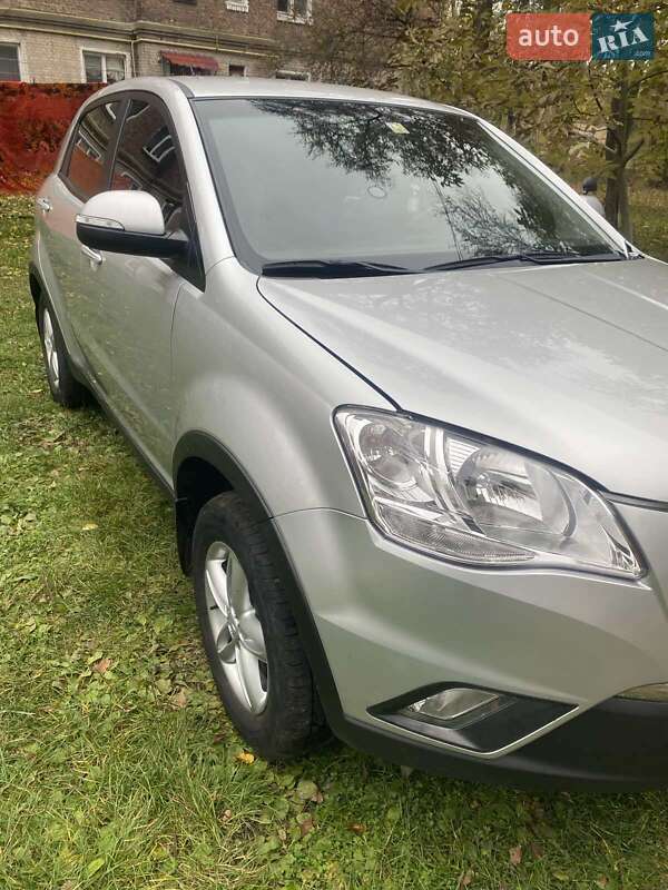 Внедорожник / Кроссовер SsangYong Korando 2013 в Звягеле фото 6 Внедорожник / Кроссовер SsangYong Korando 2013 в Звягеле