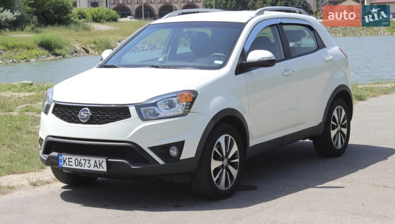 2014 SsangYong Korando - мініатюра 19