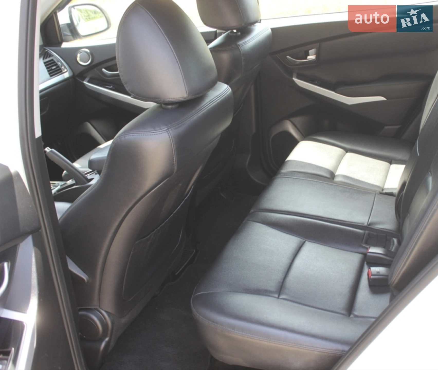 2014 SsangYong Korando - мініатюра 8
