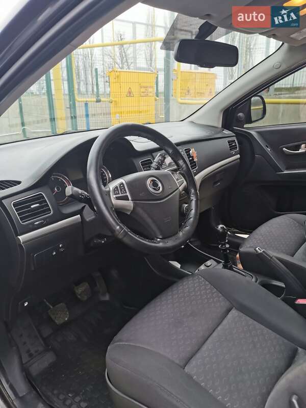 Внедорожник / Кроссовер SsangYong Korando 2010 в Первомайске