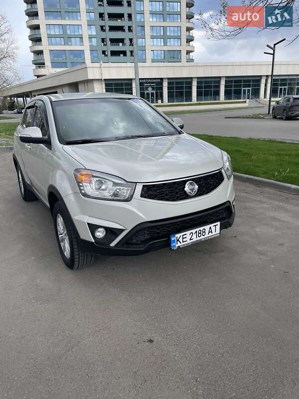 Позашляховик / Кросовер SsangYong Korando 2013 в Дніпрі