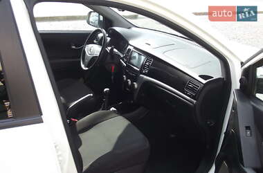 Внедорожник / Кроссовер SsangYong Korando 2012 в 