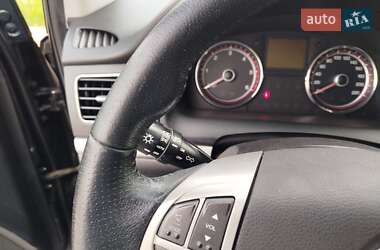 Внедорожник / Кроссовер SsangYong Korando 2012 в 