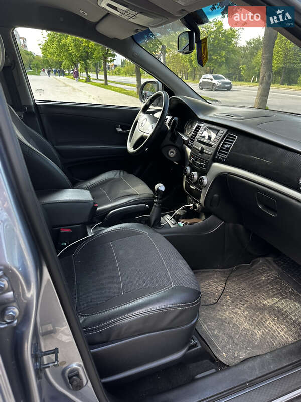 Внедорожник / Кроссовер SsangYong Korando 2013 в Хмельницком