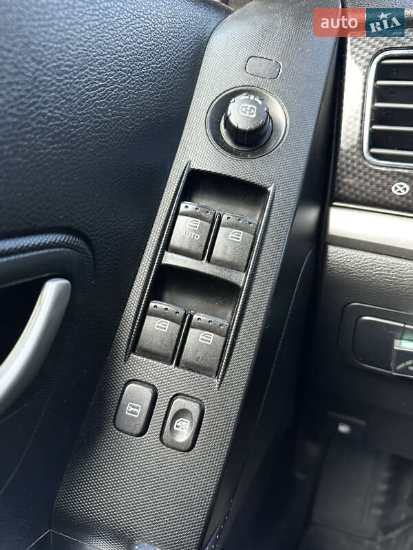 Внедорожник / Кроссовер SsangYong Korando 2013 в Хмельницком