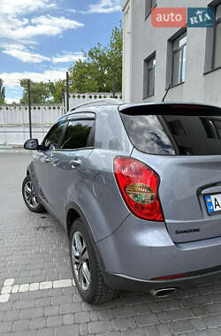 Позашляховик / Кросовер SsangYong Korando 2013 в 