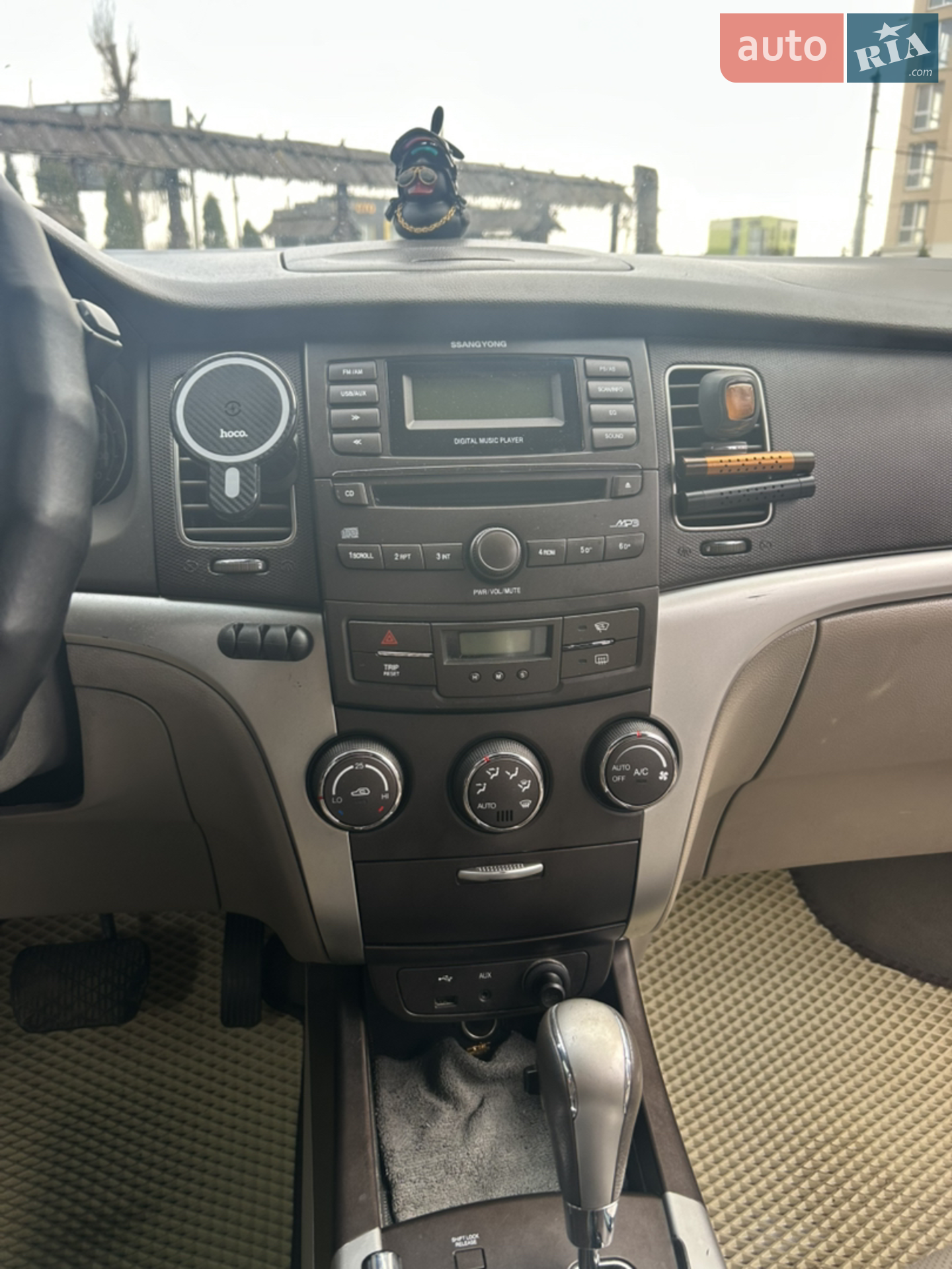 2011 SsangYong Korando - мініатюра 39