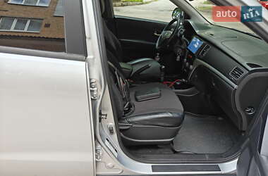 Внедорожник / Кроссовер SsangYong Korando 2011 в 