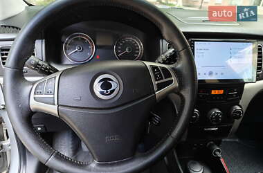 Внедорожник / Кроссовер SsangYong Korando 2011 в 
