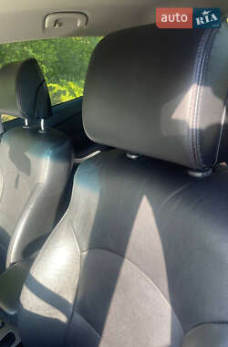 Внедорожник / Кроссовер SsangYong Korando 2014 в 