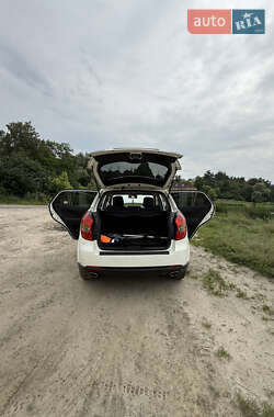 Внедорожник / Кроссовер SsangYong Korando 2013 в 