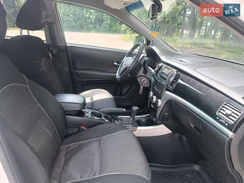Внедорожник / Кроссовер SsangYong Korando 2013 в Умани