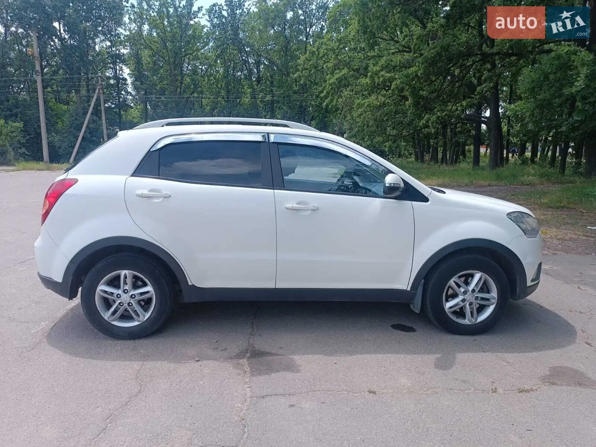2013 SsangYong Korando - мініатюра 8