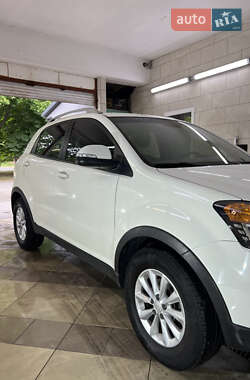 Внедорожник / Кроссовер SsangYong Korando 2014 в 