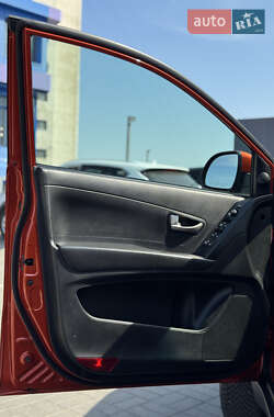 Внедорожник / Кроссовер SsangYong Korando 2011 в 