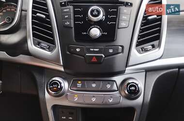 Внедорожник / Кроссовер SsangYong Korando 2014 в 