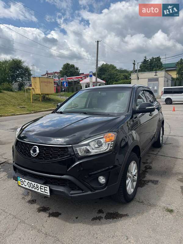 Внедорожник / Кроссовер SsangYong Korando 2013 в 