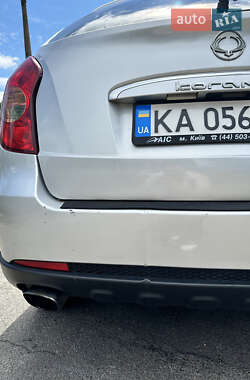 Внедорожник / Кроссовер SsangYong Korando 2012 в 