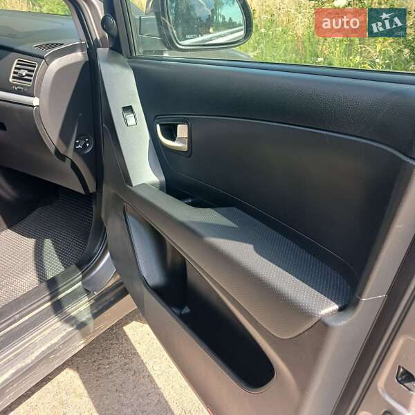 Внедорожник / Кроссовер SsangYong Korando 2011 в Черновцах