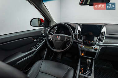 Позашляховик / Кросовер SsangYong Korando 2014 в 