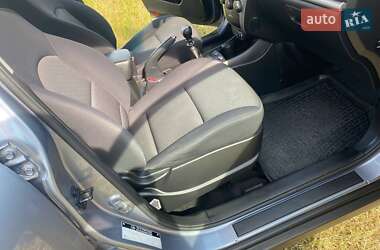 Внедорожник / Кроссовер SsangYong Korando 2012 в 