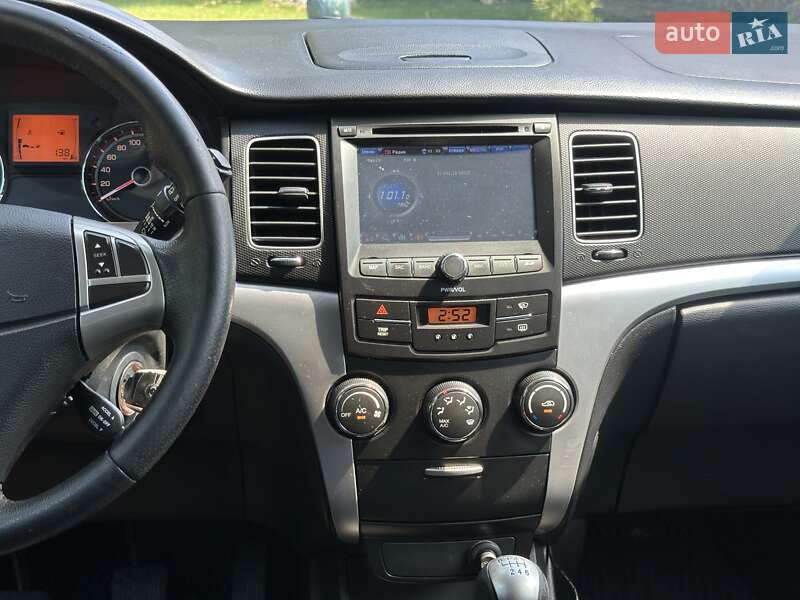 Позашляховик / Кросовер SsangYong Korando 2011 в Харкові