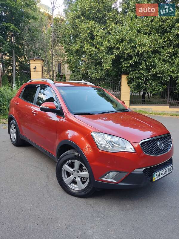 Внедорожник / Кроссовер SsangYong Korando 2012 в Киеве
