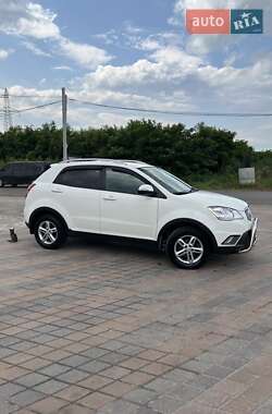 Внедорожник / Кроссовер SsangYong Korando 2013 в 