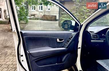 Позашляховик / Кросовер SsangYong Korando 2012 в 