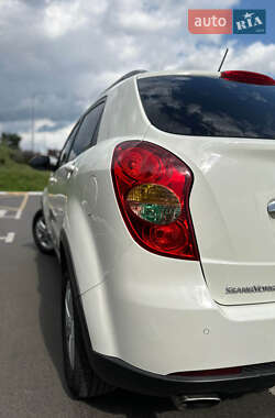 Внедорожник / Кроссовер SsangYong Korando 2012 в 