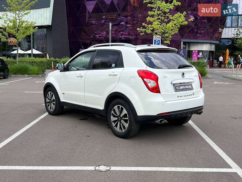 Внедорожник / Кроссовер SsangYong Korando 2014 в Киеве