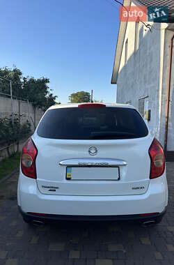 Позашляховик / Кросовер SsangYong Korando 2013 в 