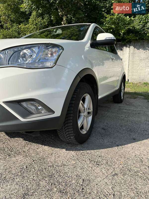 Внедорожник / Кроссовер SsangYong Korando 2012 в Киеве
