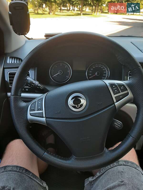 Внедорожник / Кроссовер SsangYong Korando 2013 в Обухове
