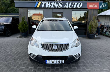 Внедорожник / Кроссовер SsangYong Korando 2012 в 