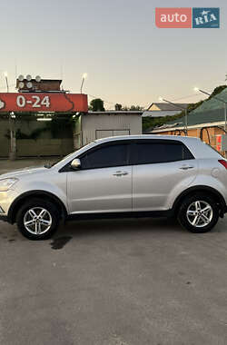Внедорожник / Кроссовер SsangYong Korando 2013 в 
