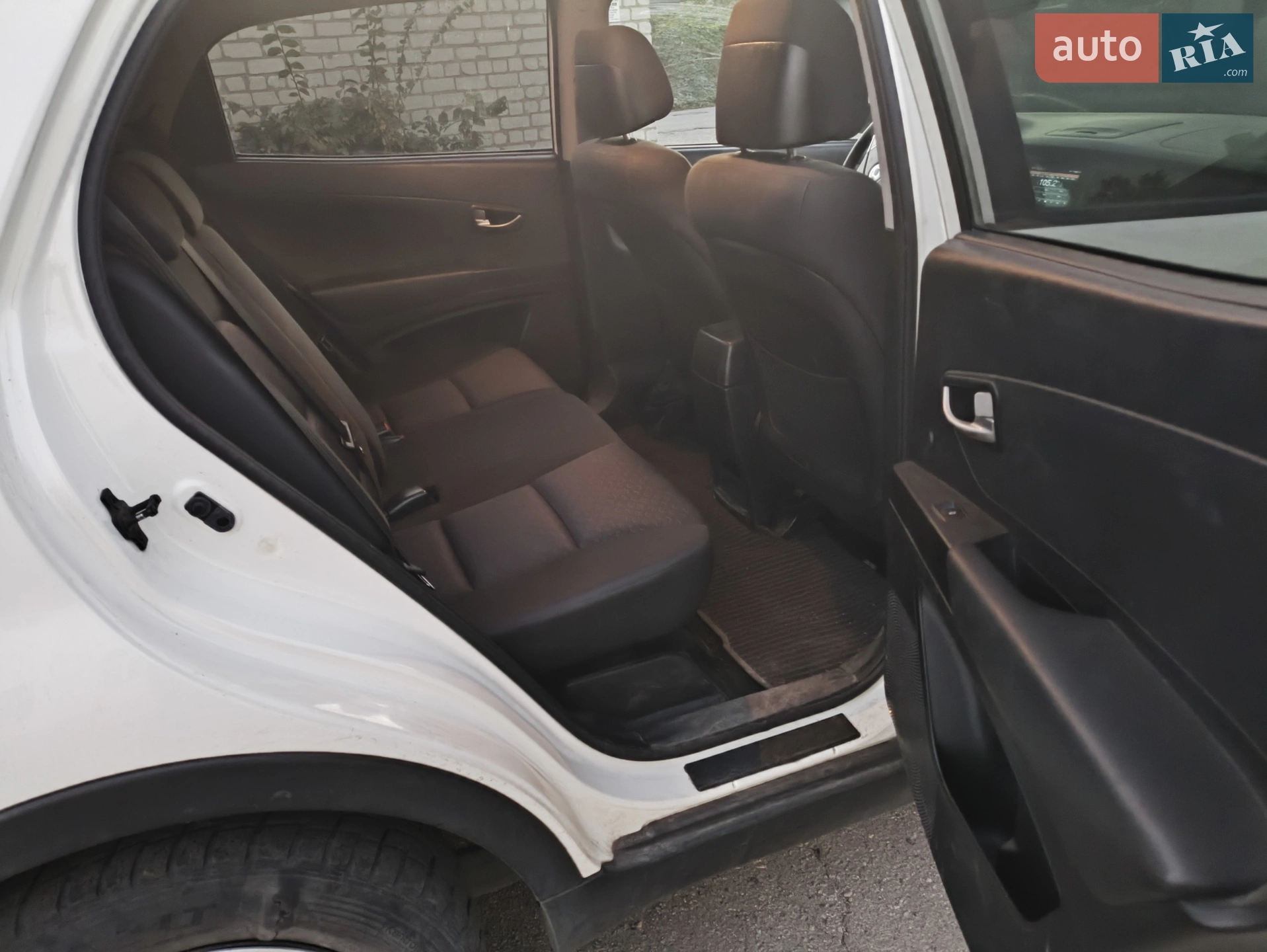 2011 SsangYong Korando - мініатюра 5