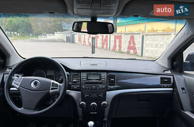 Внедорожник / Кроссовер SsangYong Korando 2013 в 