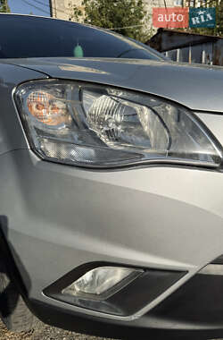 Внедорожник / Кроссовер SsangYong Korando 2011 в 