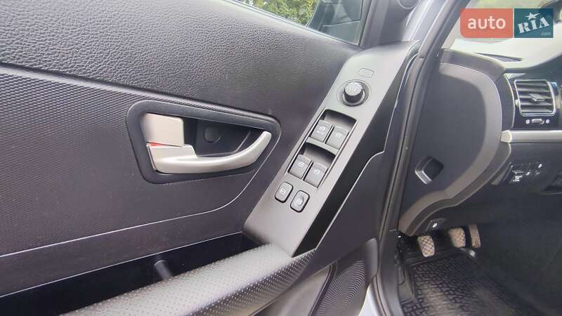 Внедорожник / Кроссовер SsangYong Korando 2013 в Днепре