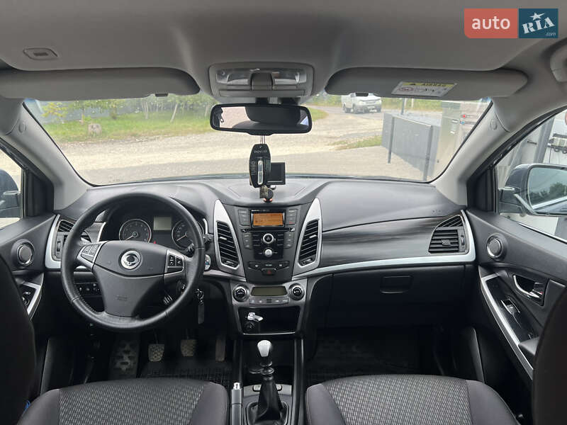 Внедорожник / Кроссовер SsangYong Korando 2014 в Дунаевцах фото 8 Внедорожник / Кроссовер SsangYong Korando 2014 в Дунаевцах