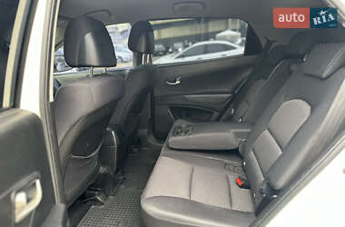 Внедорожник / Кроссовер SsangYong Korando 2011 в 