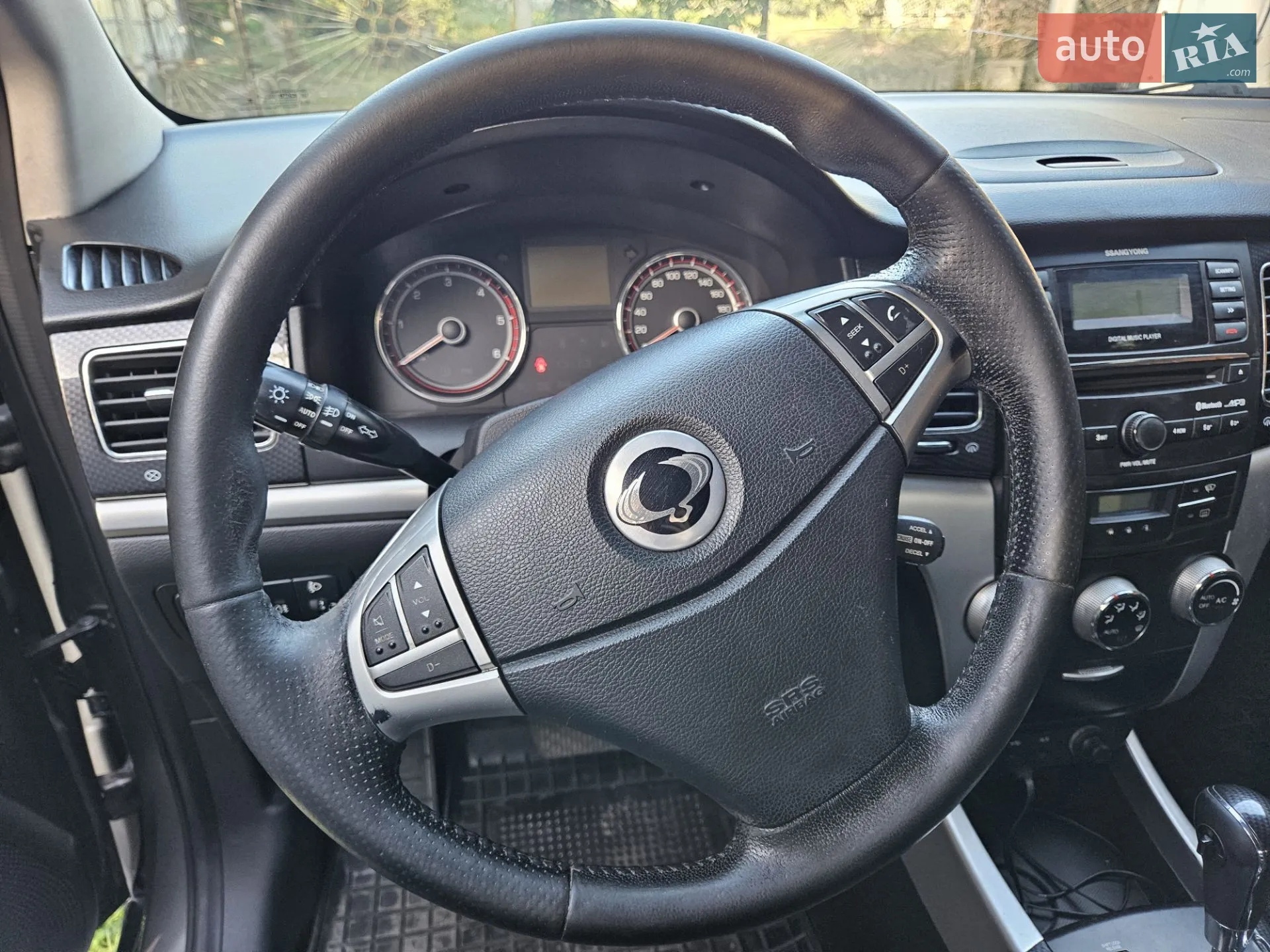 2012 SsangYong Korando - мініатюра 14