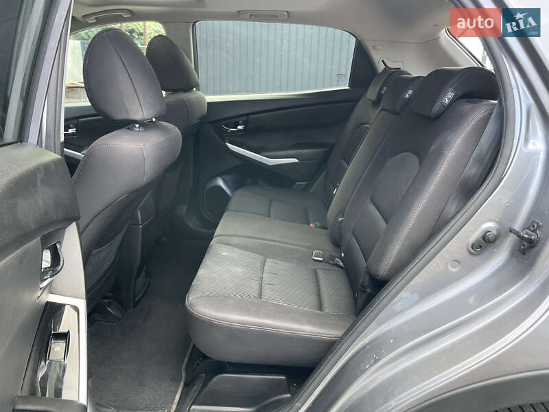 Внедорожник / Кроссовер SsangYong Korando 2014 в Киеве
