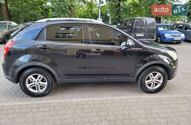 Позашляховик / Кросовер SsangYong Korando 2012 в 