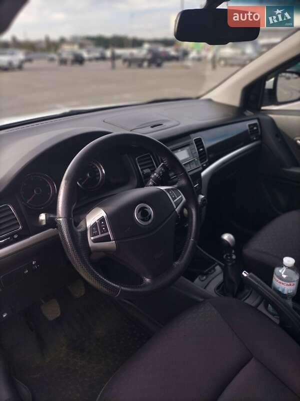 Внедорожник / Кроссовер SsangYong Korando 2013 в Киеве