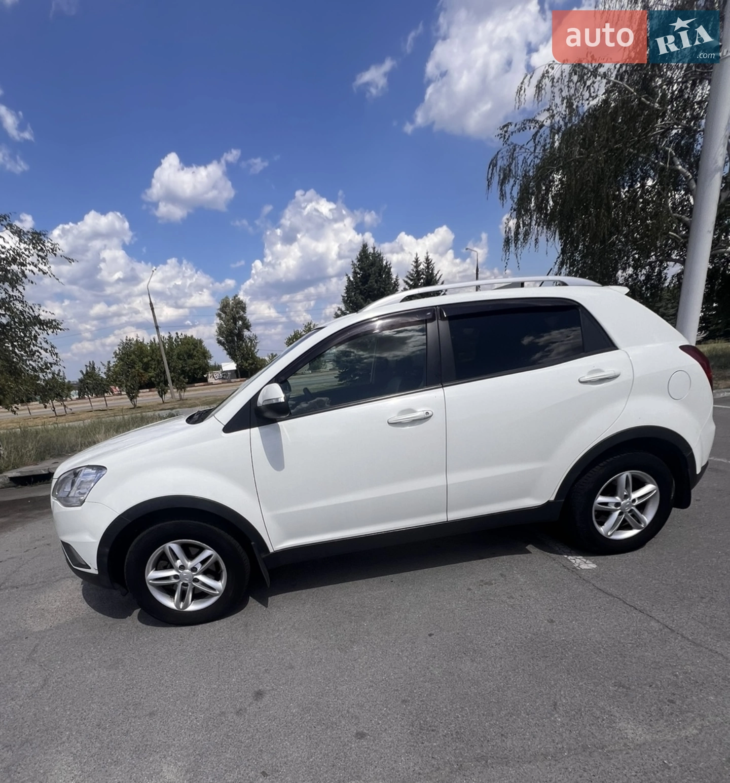 2011 SsangYong Korando - мініатюра 8