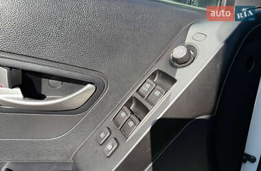 Внедорожник / Кроссовер SsangYong Korando 2013 в 