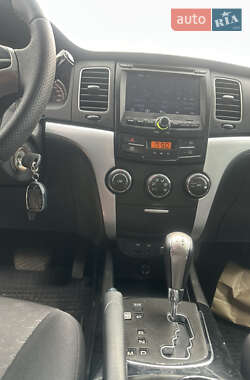 Позашляховик / Кросовер SsangYong Korando 2011 в 