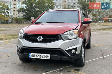 Позашляховик / Кросовер SsangYong Korando 2014 в 